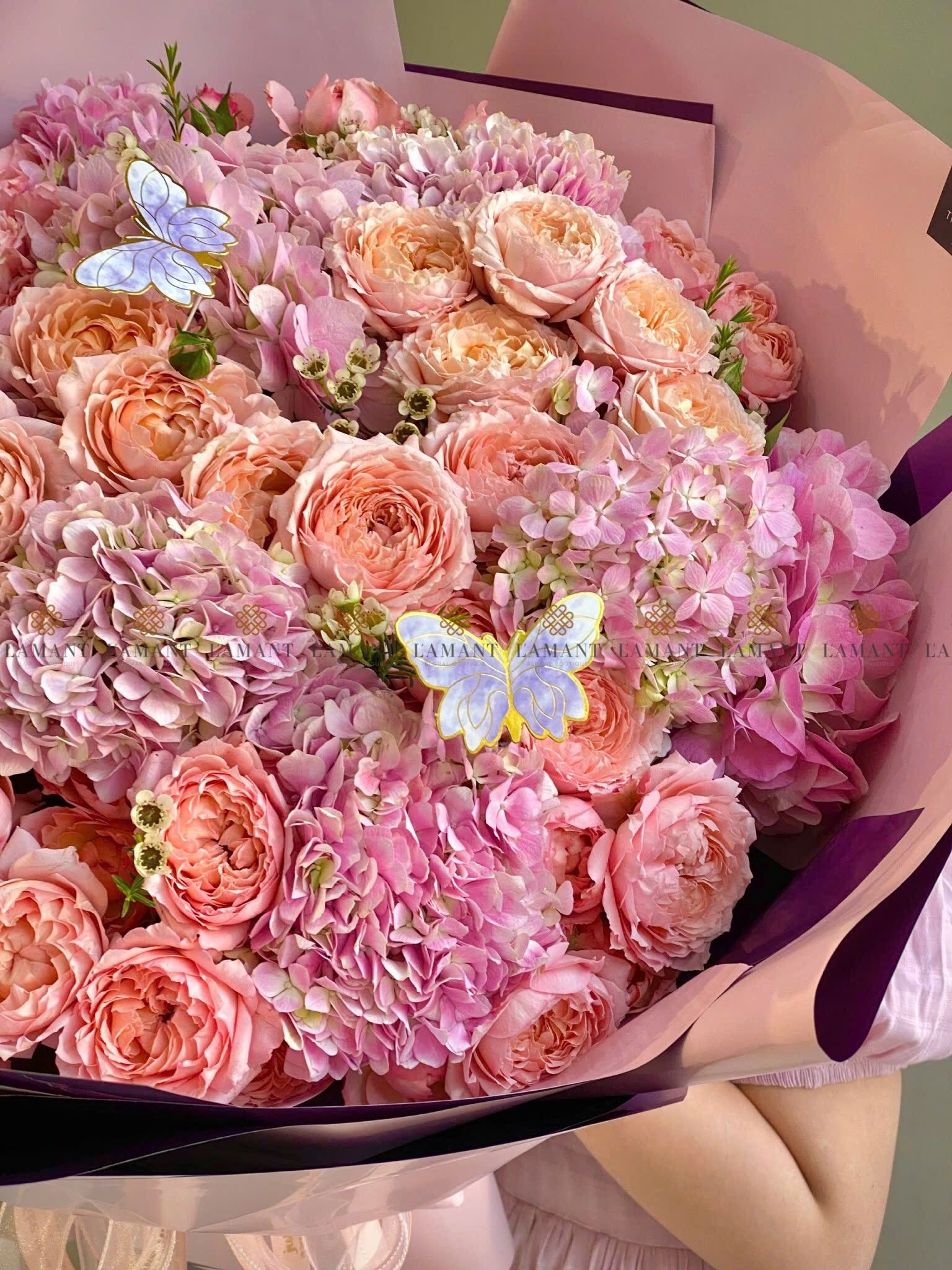 A0056 - Bó hoa Cẩm tú cầu và Hồng Jullietta - Hình ảnh 3