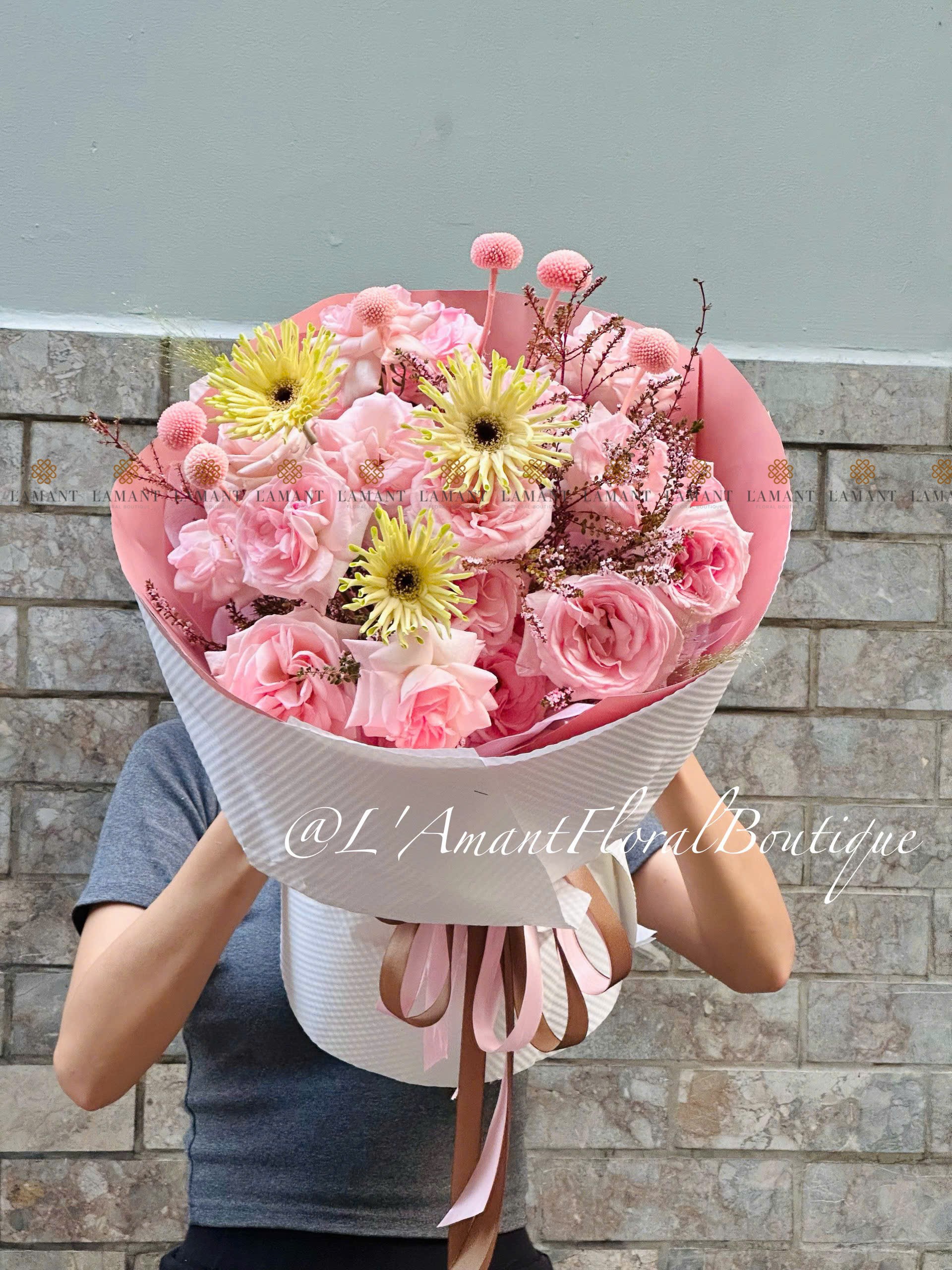 A0064 - Bó hoa Hồng và Đồng tiền xoăn