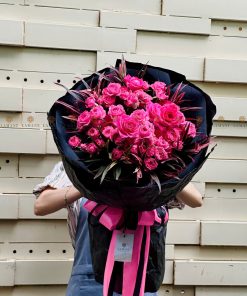 Bó hoa Hồng chùm màu hồng đậm A0108