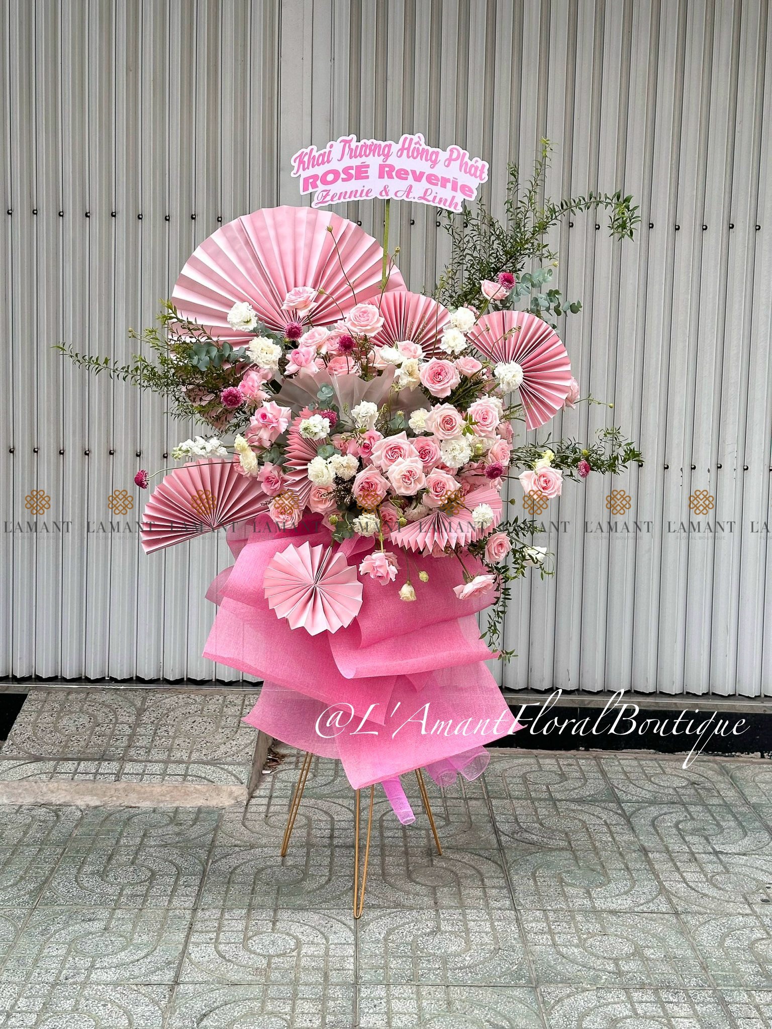 KỆ HOA KHAI TRƯƠNG MÀU HỒNG K0004