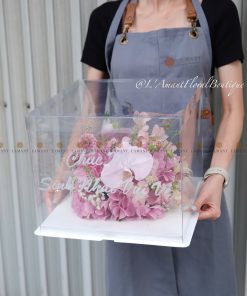 HỘP HOA MICA MÀU HỒNG H0004