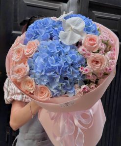 Bó hoa Cẩm Tú cầu và hoa hồng A0212