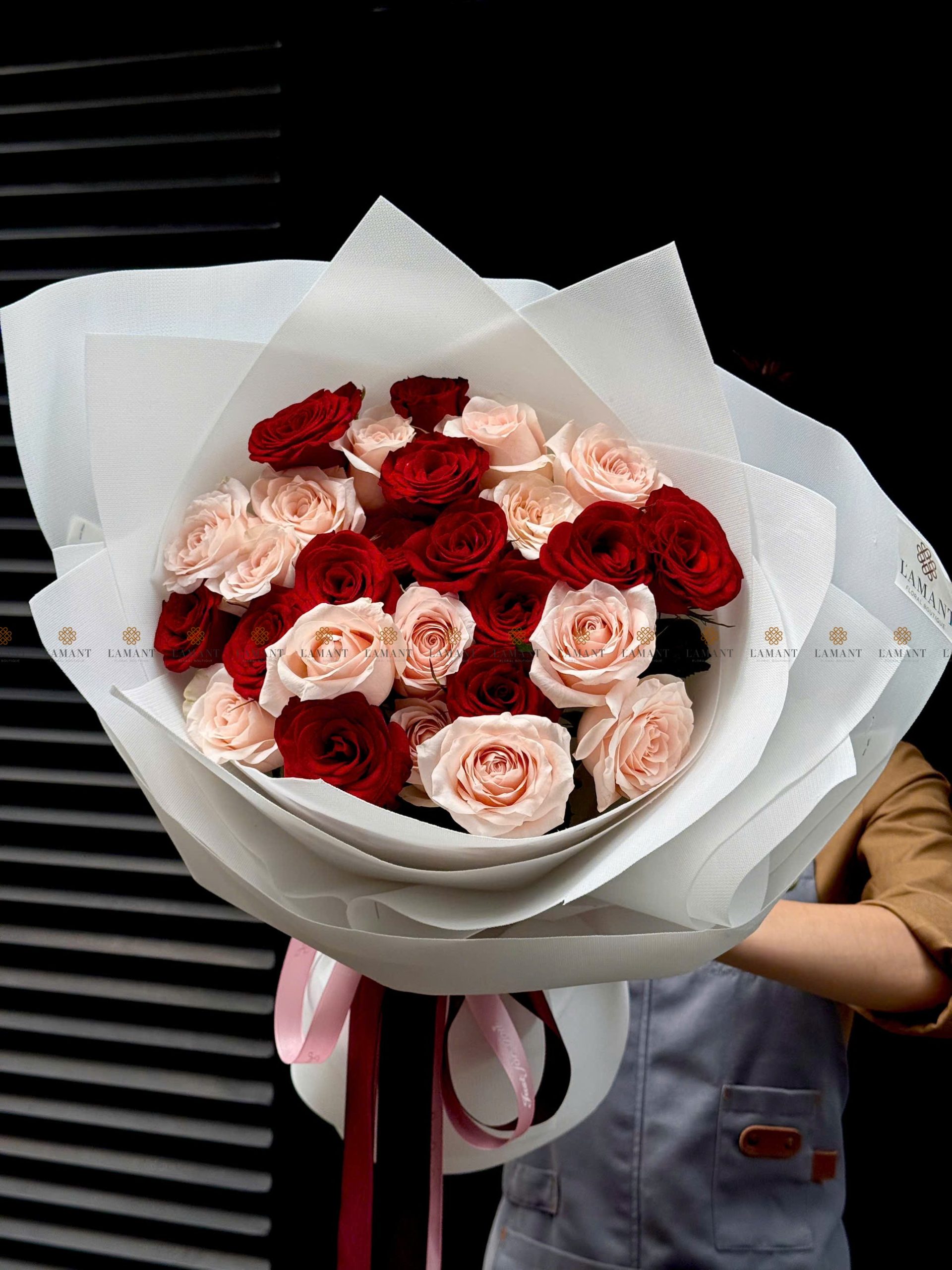 Bó hoa hồng Pinkrose và hồng đỏ côn minh A0220 - Hình ảnh 3