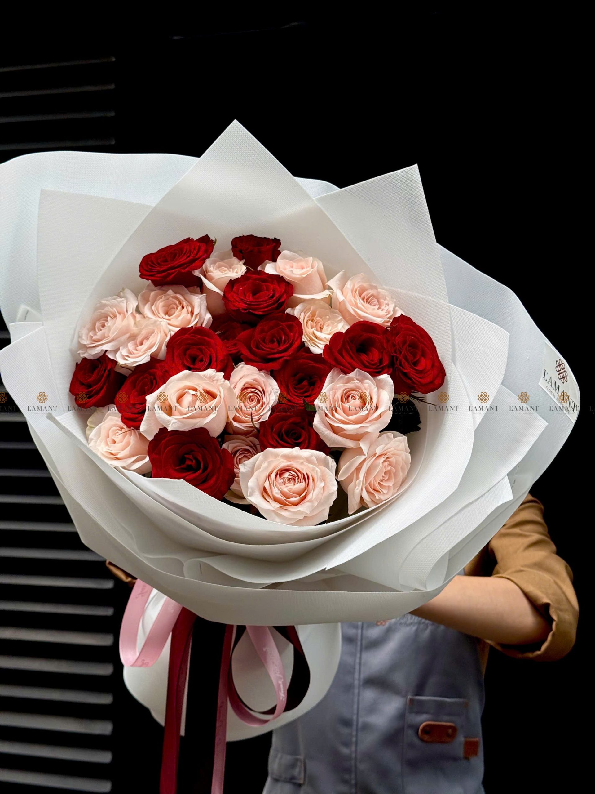 Bó hoa hồng Pinkrose và hồng đỏ côn minh A0220 - Hình ảnh 2