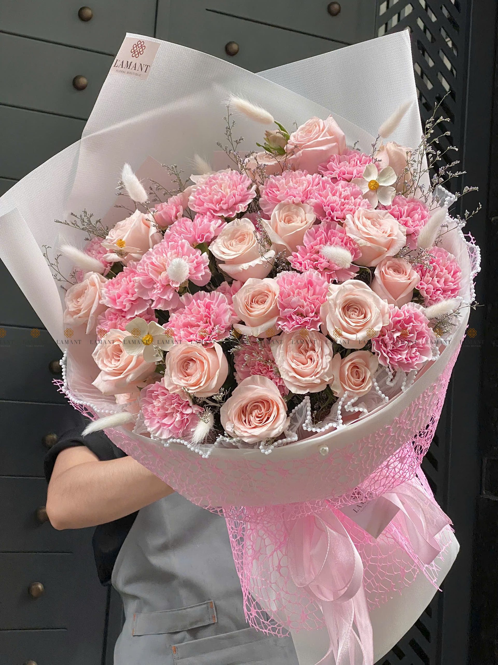 Bó hoa hồng Pinkrose và cẩm chướng hồng nhạt A0360