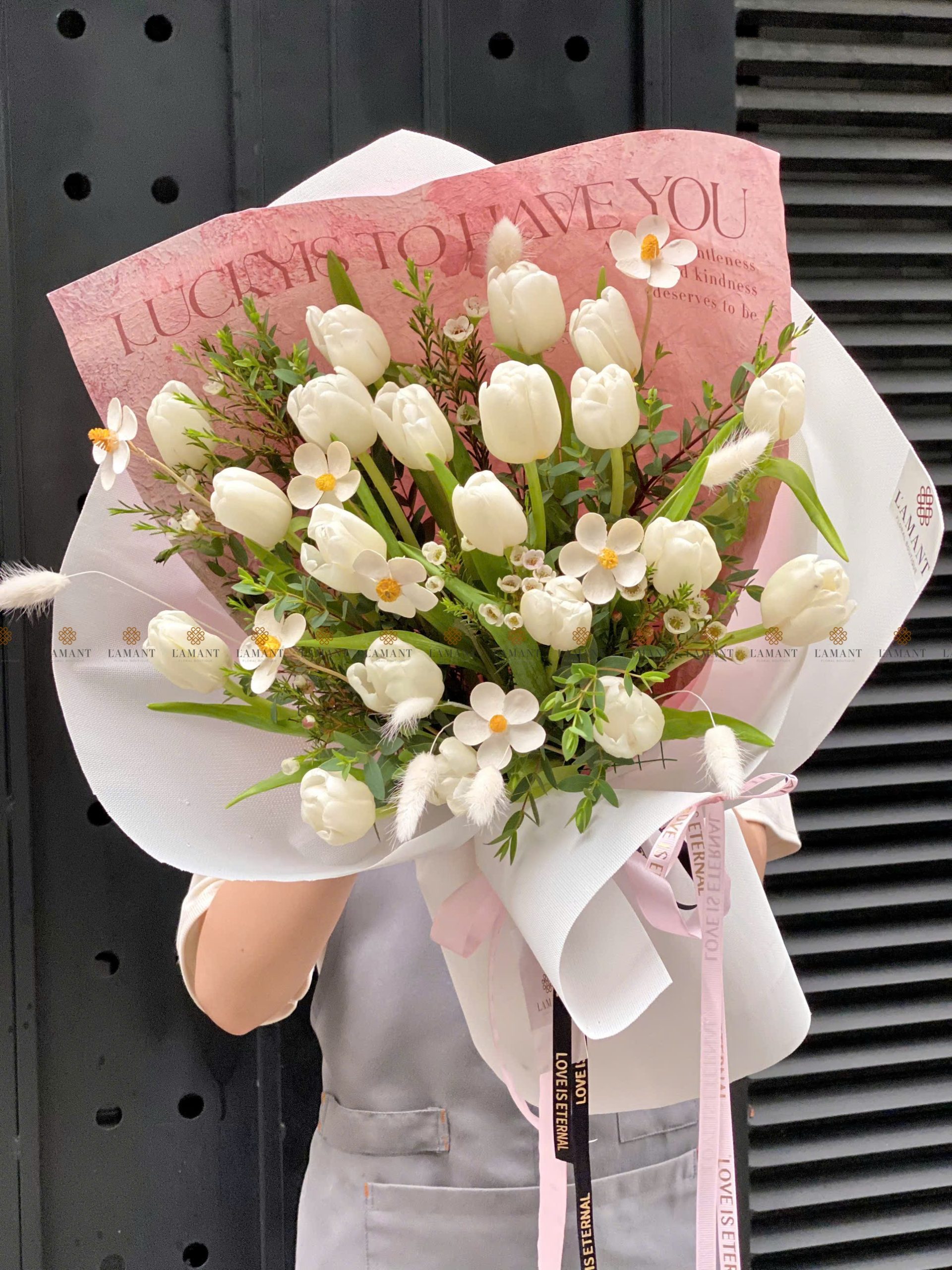 Bó hoa Tulip trắng A0375 - Hình ảnh 8