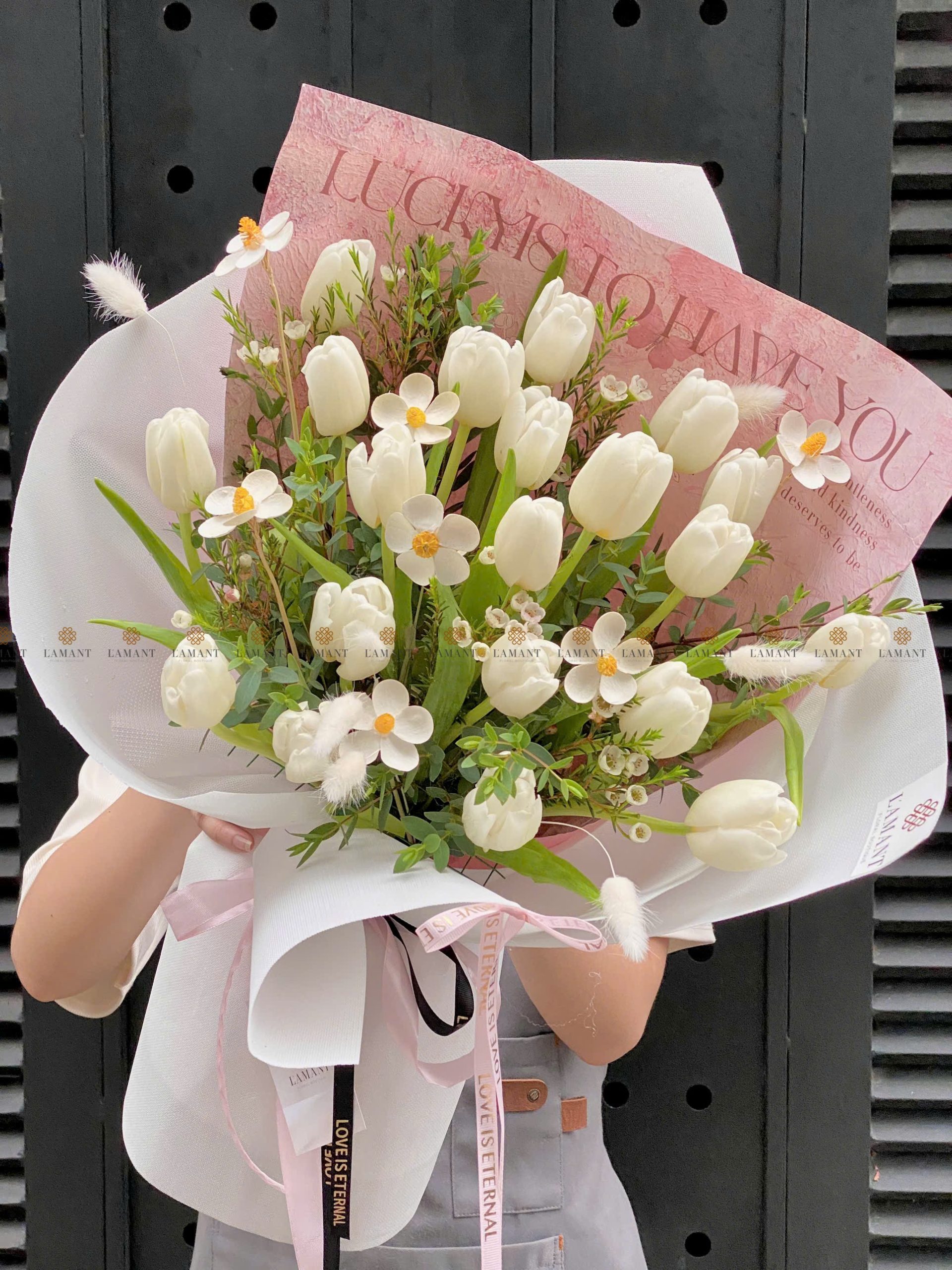 Bó hoa Tulip trắng A0375 - Hình ảnh 4