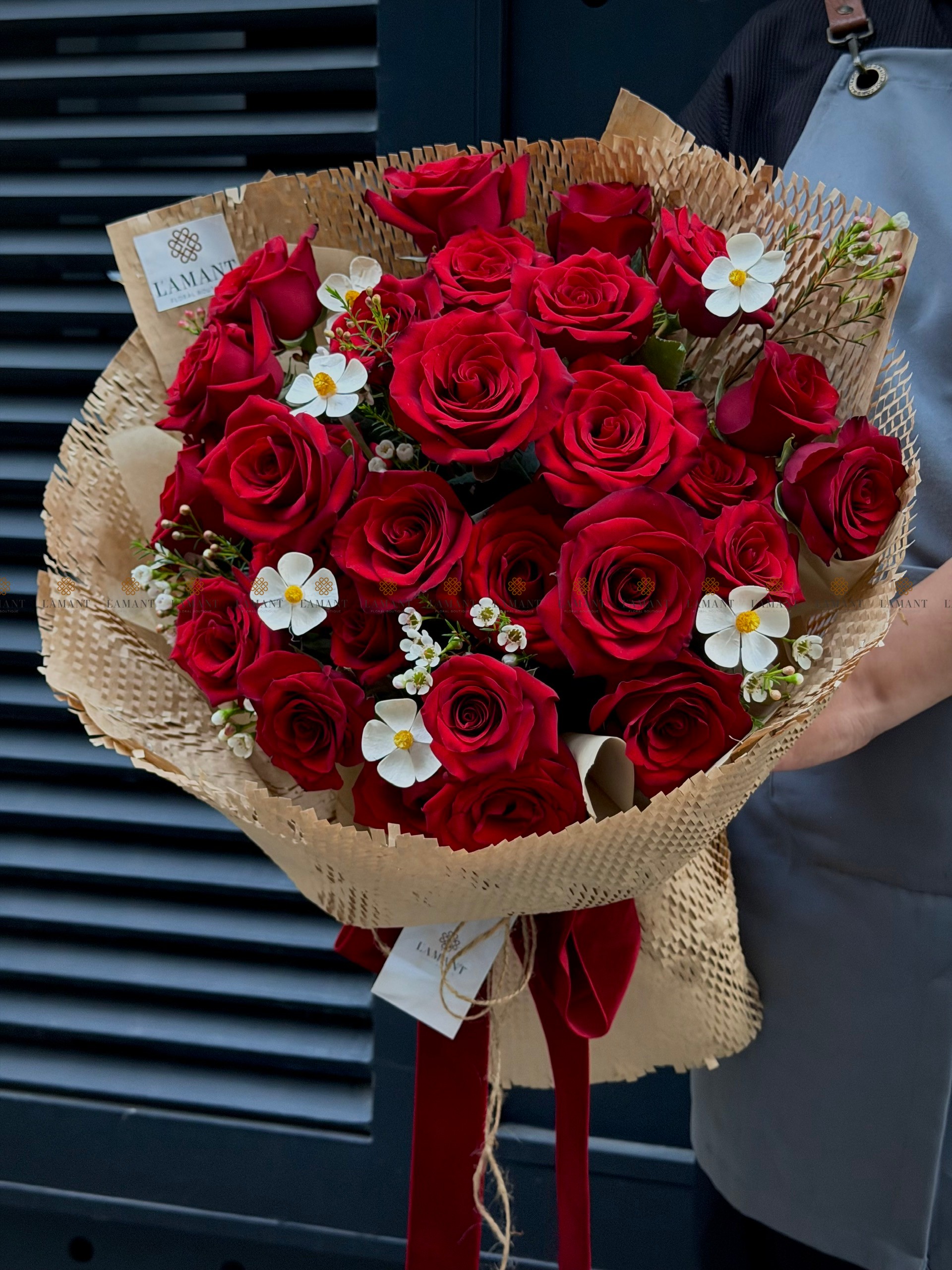 Bó hoa hồng đỏ A0404 - Hình ảnh 3