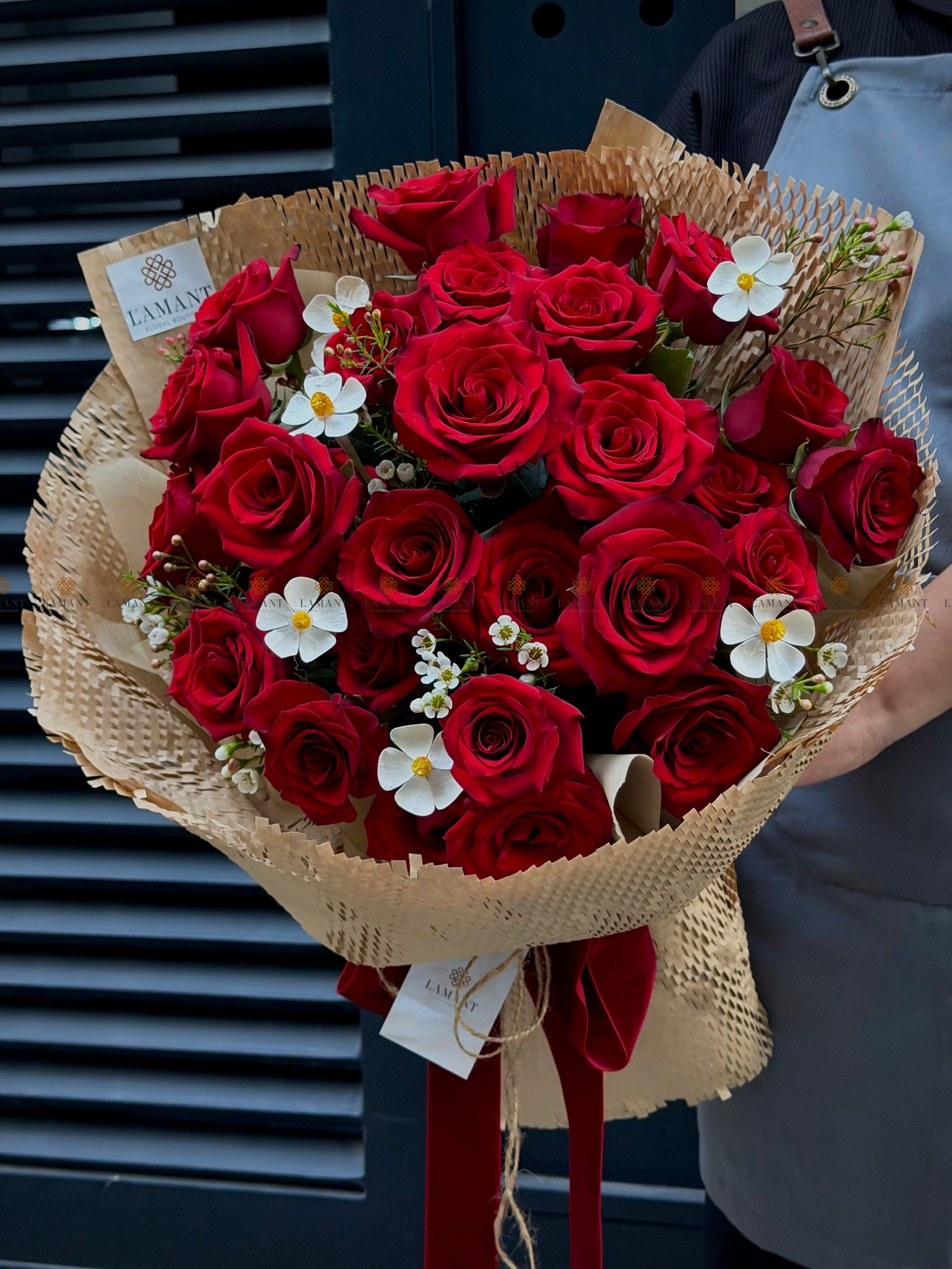 Bó hoa hồng đỏ A0404 - Hình ảnh 2
