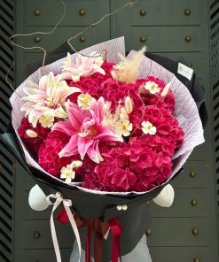 Bó hoa Tú cầu tone đỏ hồng A0419