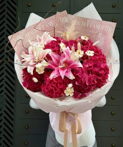 Bó hoa Tú cầu tone đỏ hồng A0420