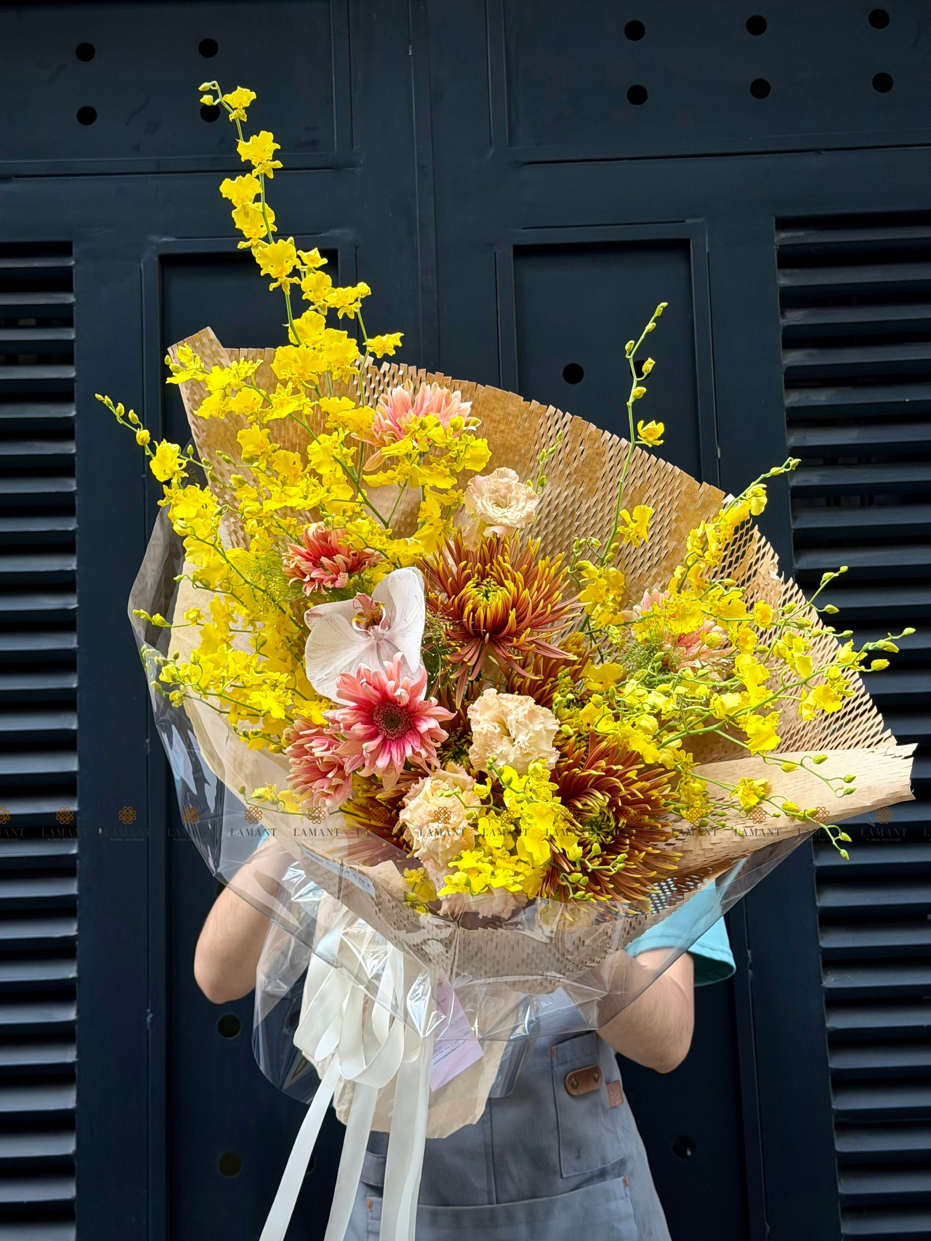 Bó hoa mix tone vàng A0473 - Hình ảnh 7