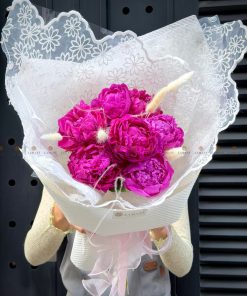 Bó hoa 8 cành Mẫu Đơn Phú Sĩ A0491