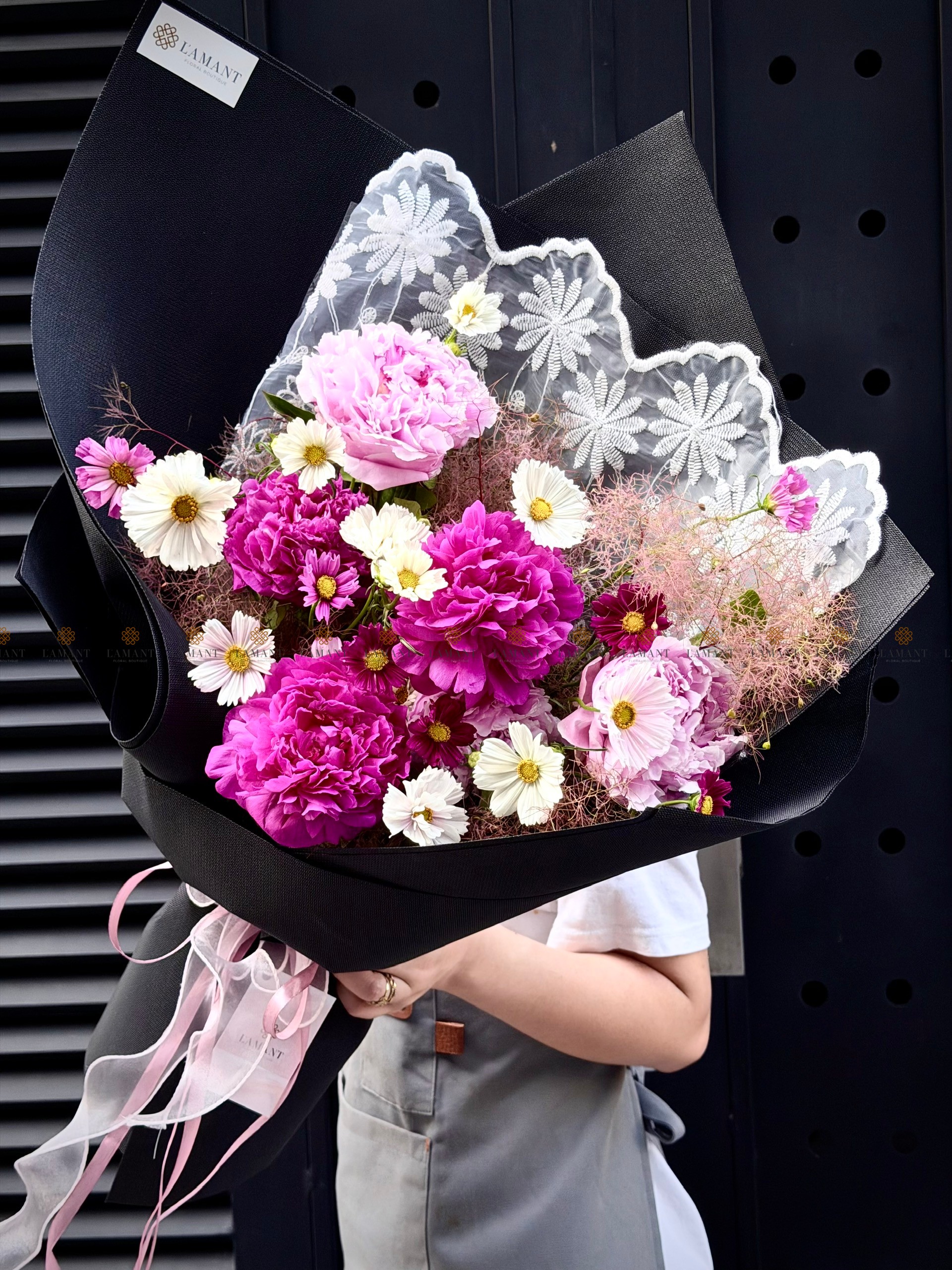 Bó hoa Peony Sarah và Phú Sĩ Côn Minh A0506 - Hình ảnh 3