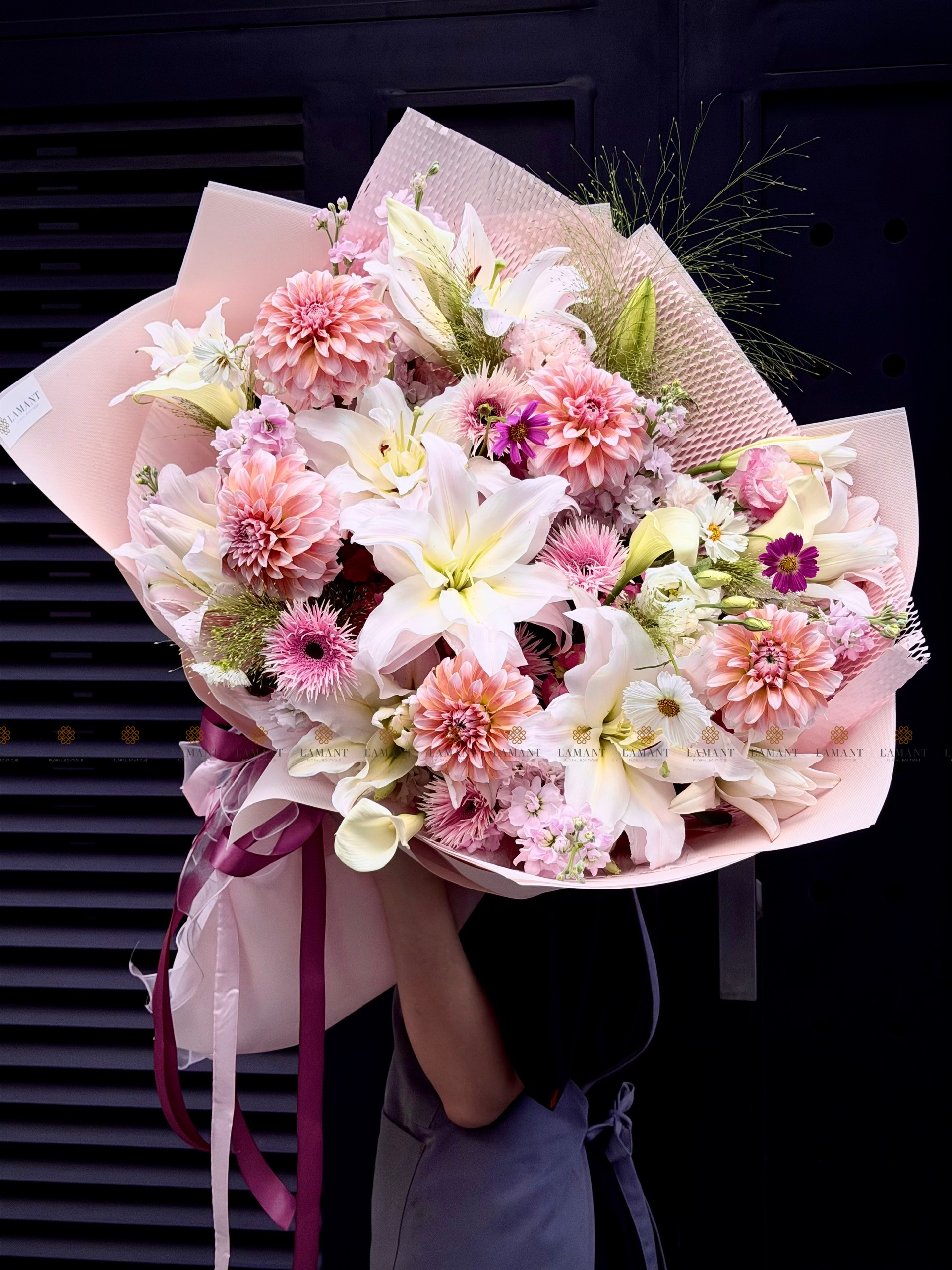 Bó hoa Ly kép nhập và Calla Lily mix Thược Dược A0508