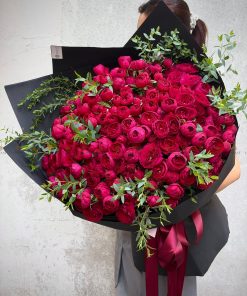 Bó hoa hồng chùm Redlace khổ lớn A0514