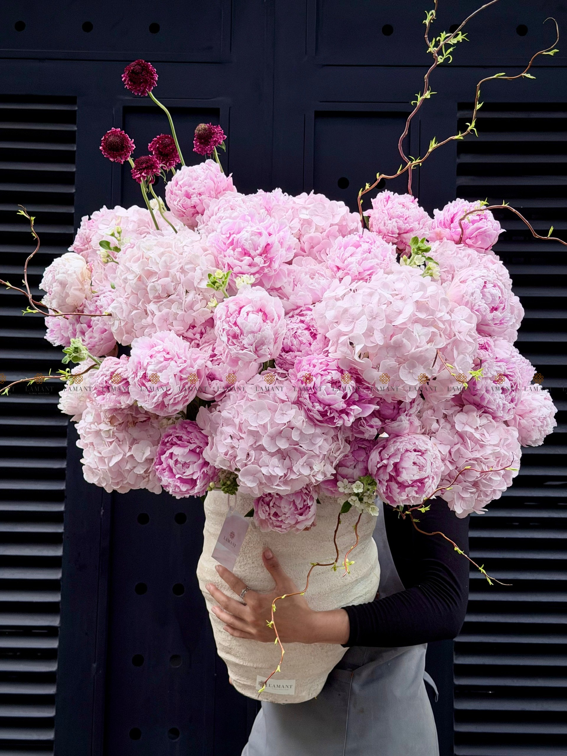 CHẬU HOA 40 CÀNH PEONY SARAH MIX TÚ CẦU HỒNG NHẠT L0099 - Hình ảnh 9
