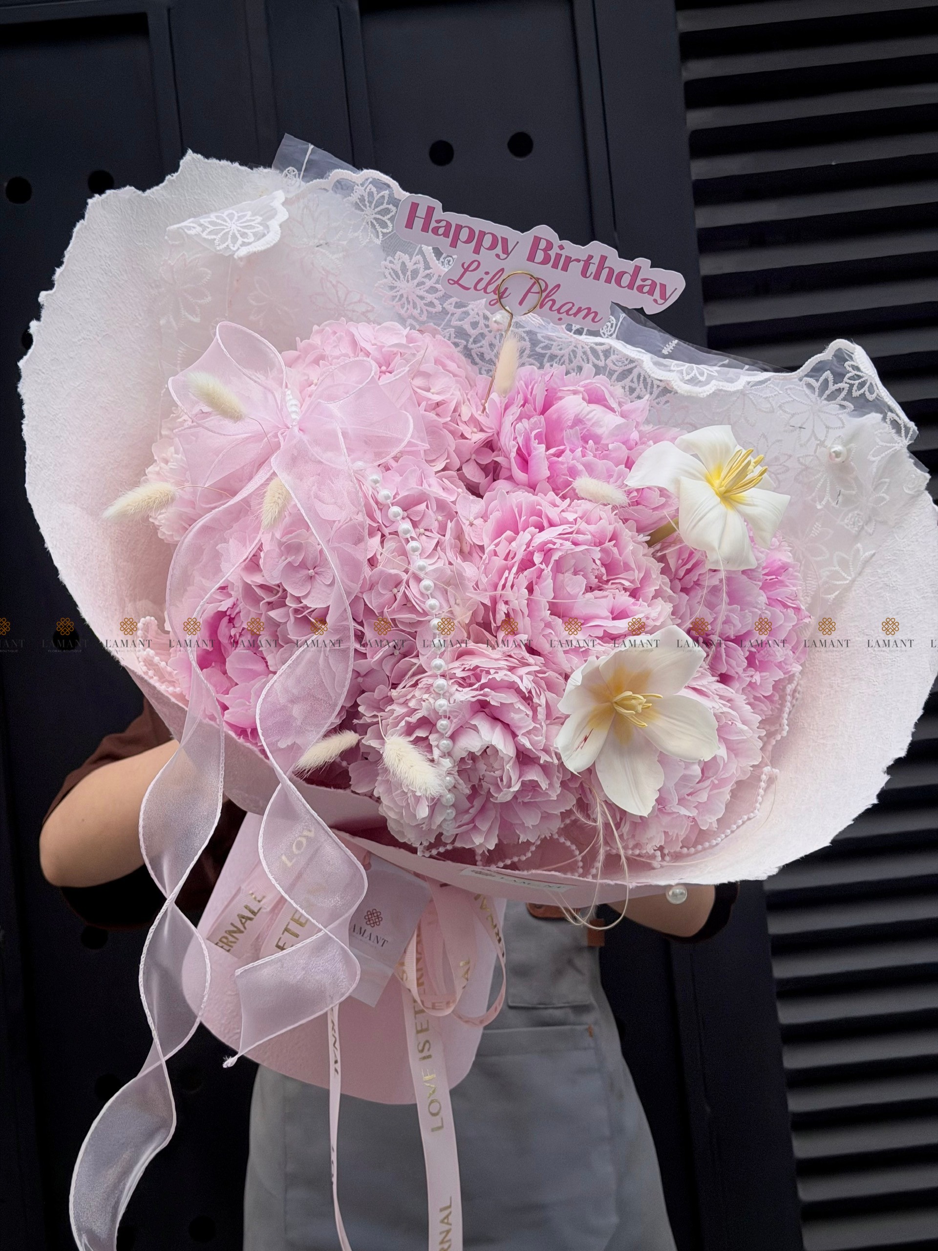 Bó hoa 7 cành Peony Sarah mix Tulip và Tú Cầu A0528 - Hình ảnh 8