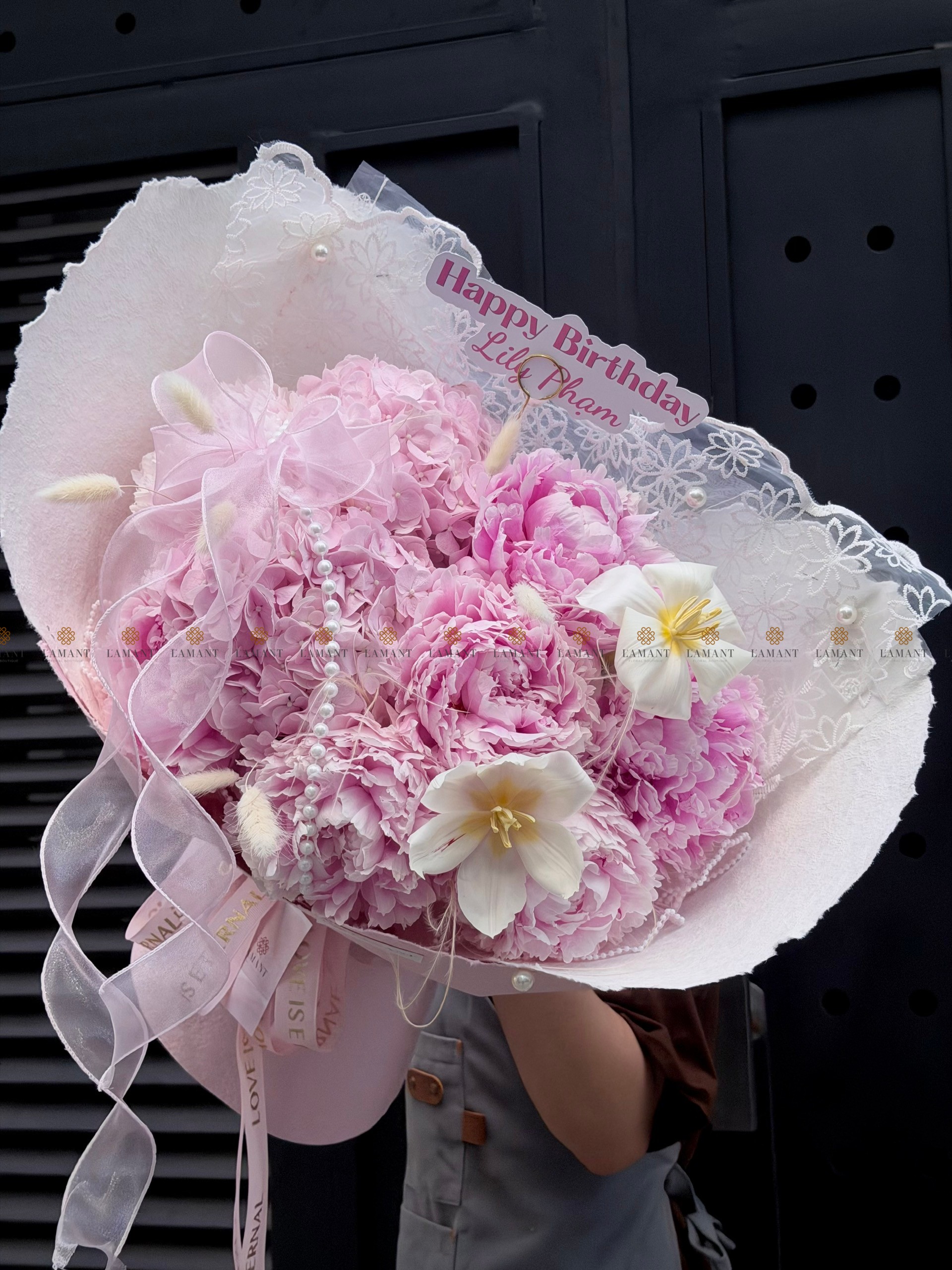 Bó hoa 7 cành Peony Sarah mix Tulip và Tú Cầu A0528 - Hình ảnh 3