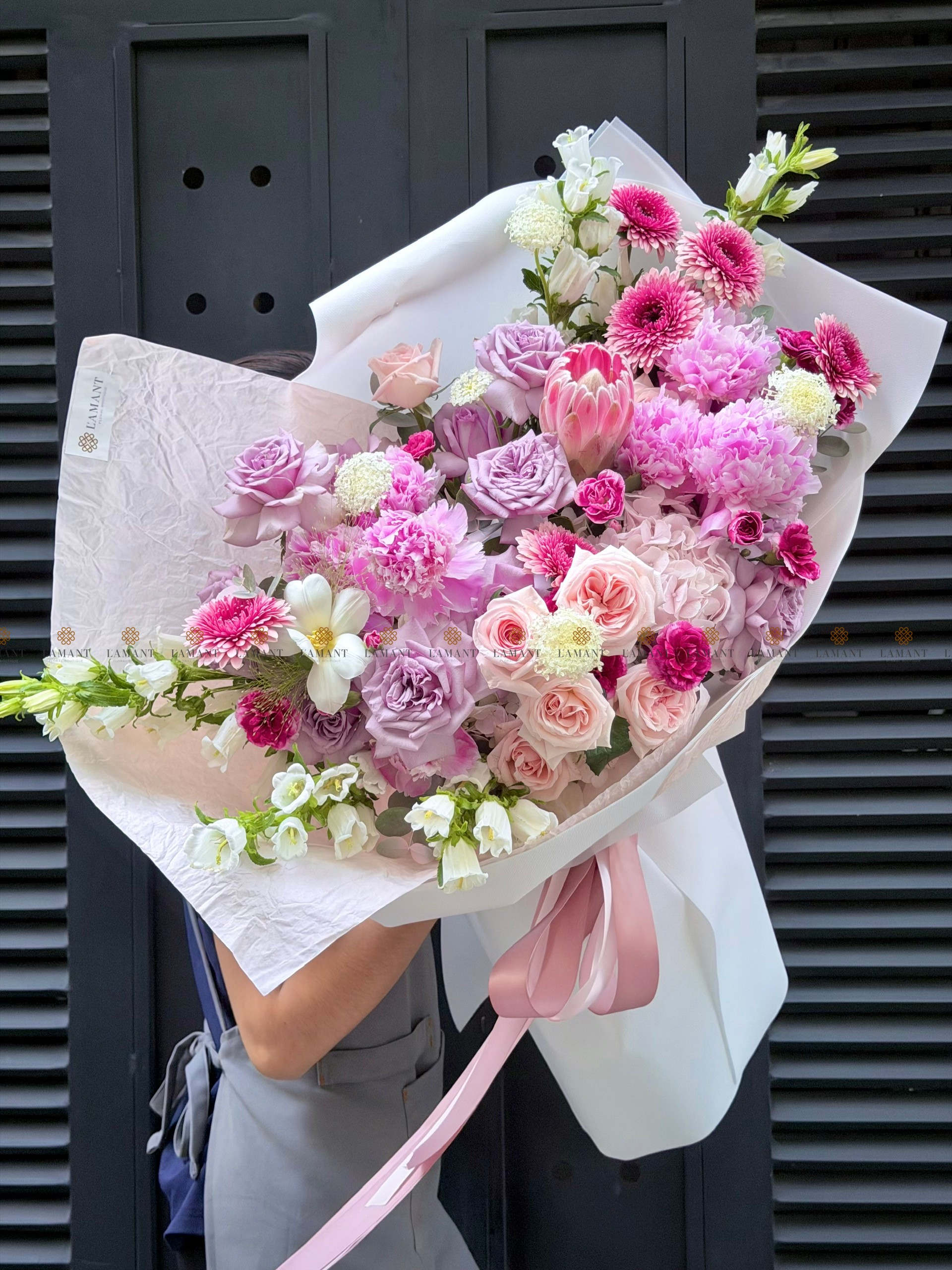 Bó hoa Peony mix Tú cầu và hoa hồng A0529 - Hình ảnh 2