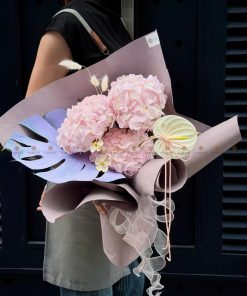 Bó hoa Tú cầu hồng nhạt A0531