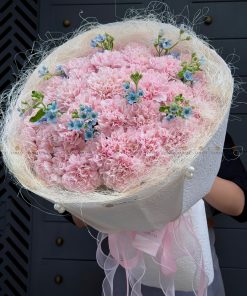 Bó hoa 40 cành Phăng hồng nhạt và hoa lá phụ A0543