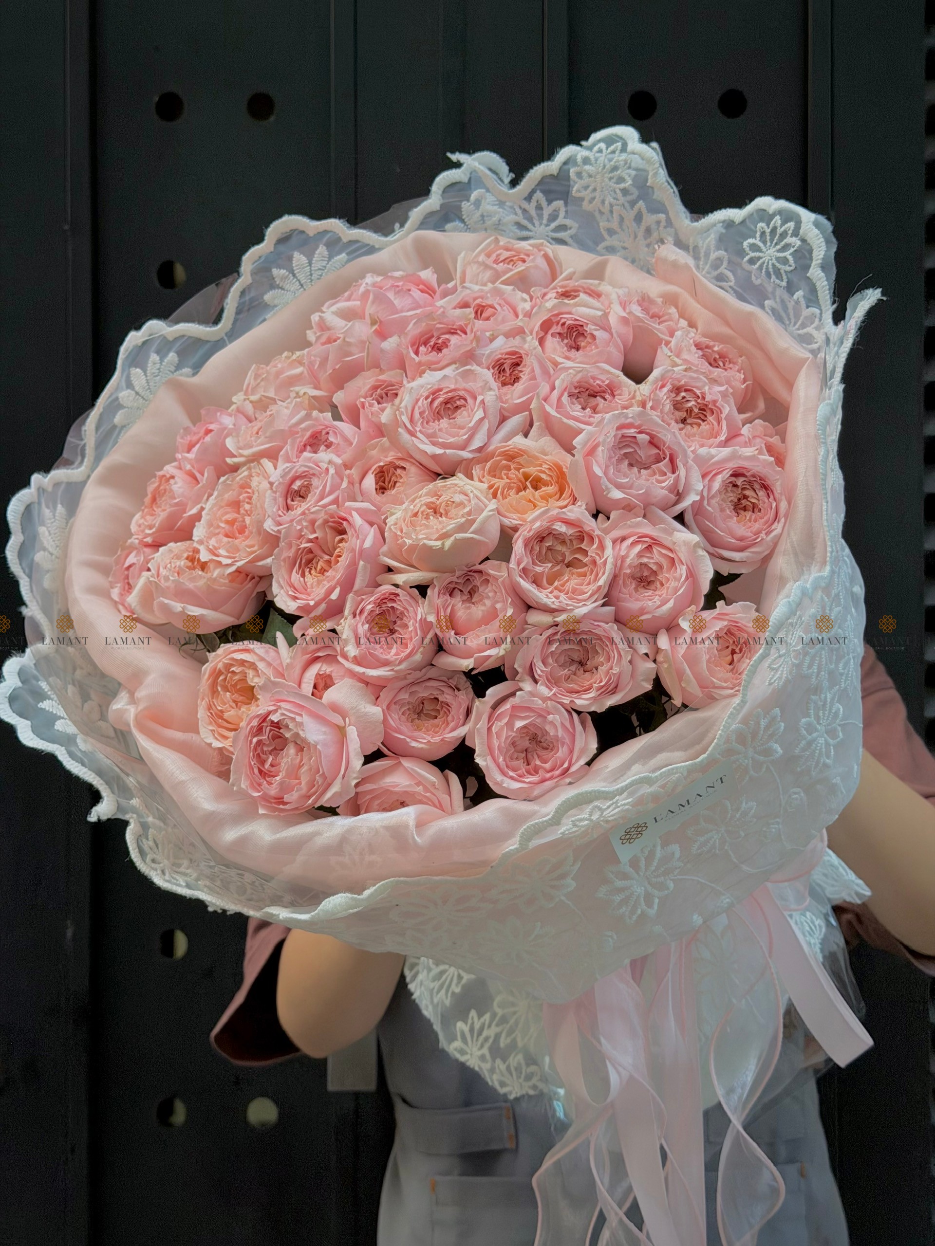 Bó hoa Hồng Julibee Hồng ánh cam A0551