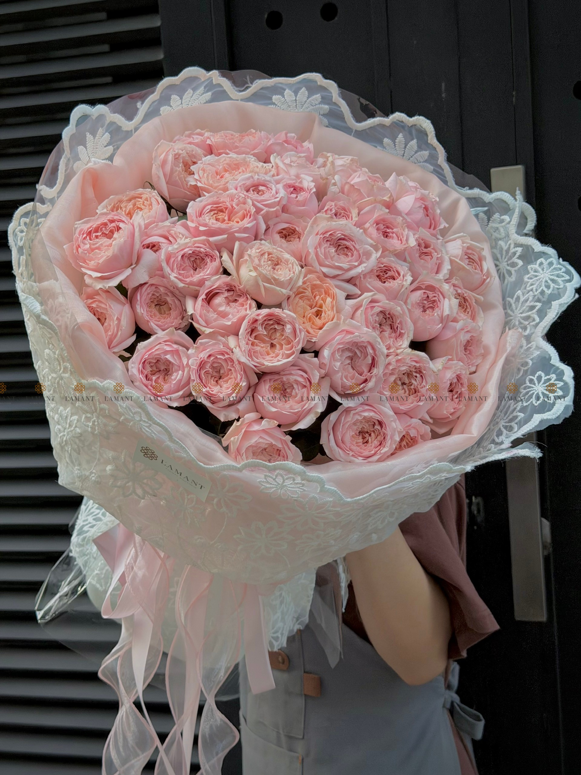 Bó hoa Hồng Julibee Hồng ánh cam A0551 - Hình ảnh 2