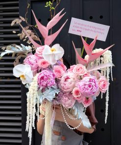 LẴNG HOA PEONY MIX HOA HỒNG VÀ CÁ CHÉP TONE HỒNG NHẠT L0107