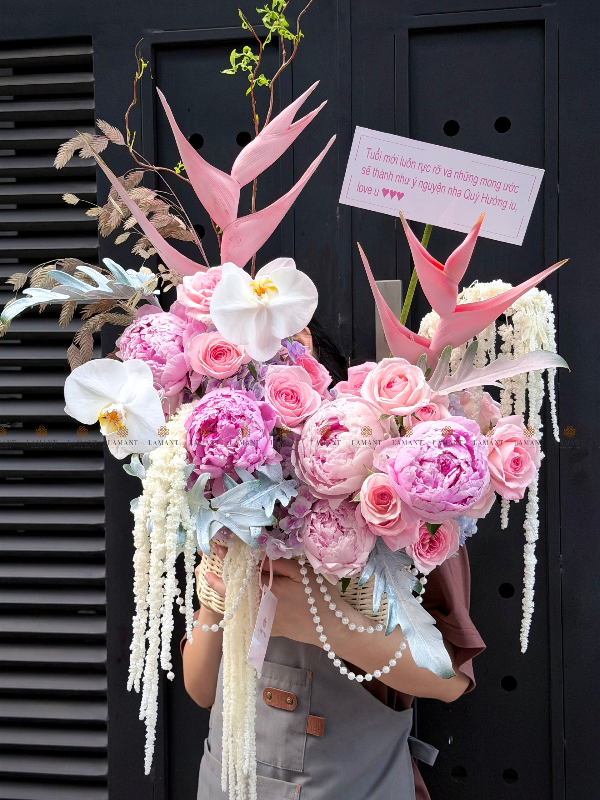 LẴNG HOA PEONY MIX HOA HỒNG VÀ CÁ CHÉP TONE HỒNG NHẠT L0107