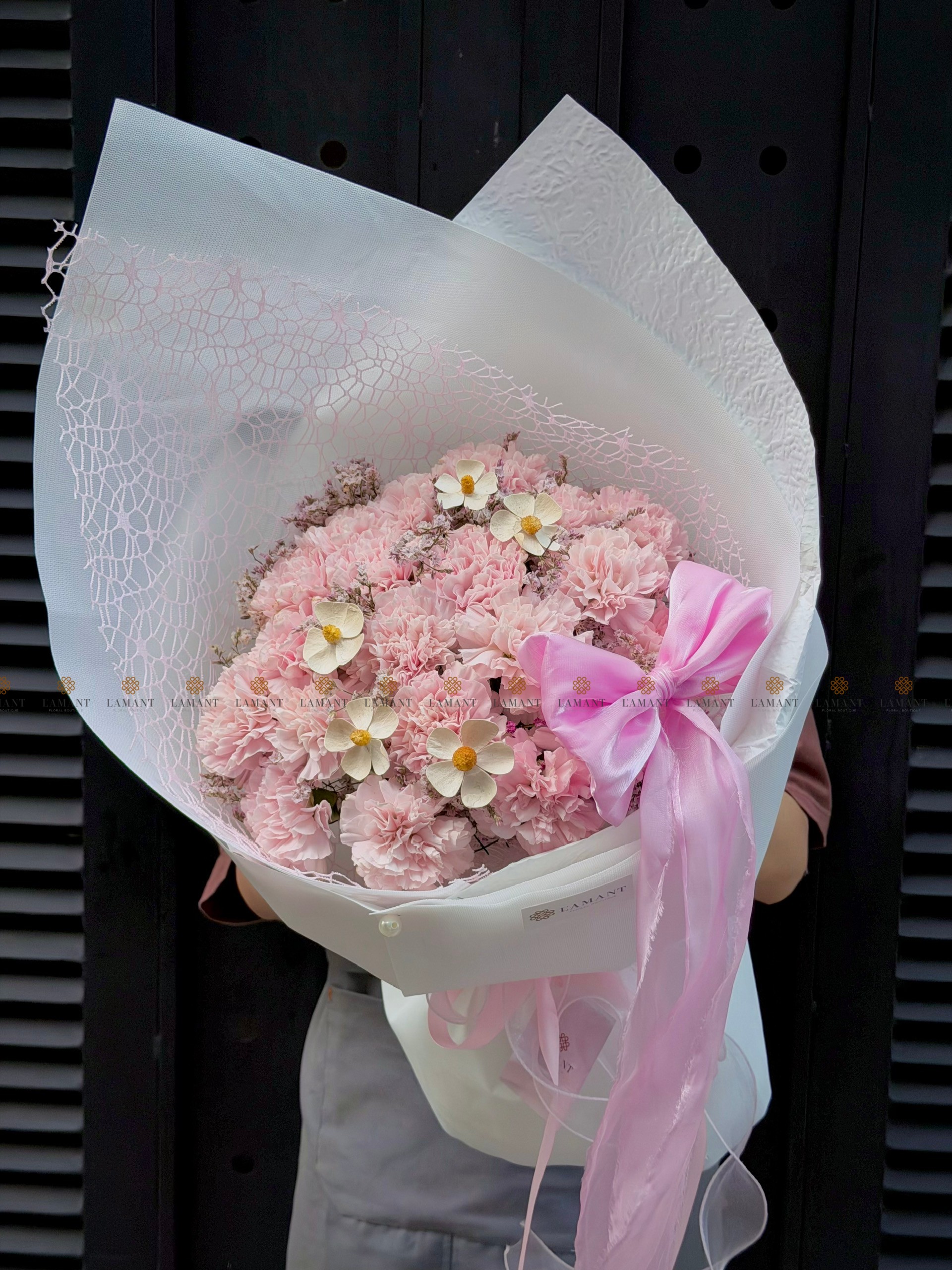 Bó hoa 20 cành Phăng hồng Nhạt Trung Quốc mix hoa bướm gỗ A0548 - Hình ảnh 5
