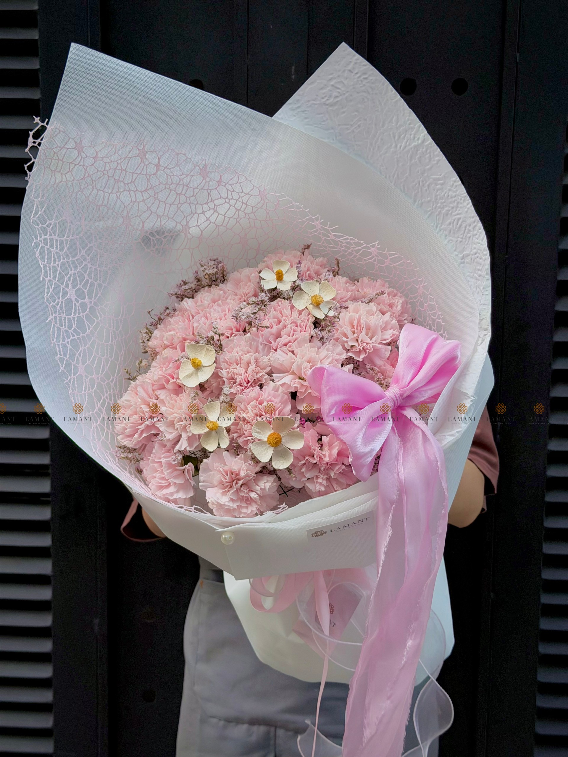 Bó hoa 20 cành Phăng hồng Nhạt Trung Quốc mix hoa bướm gỗ A0548 - Hình ảnh 4