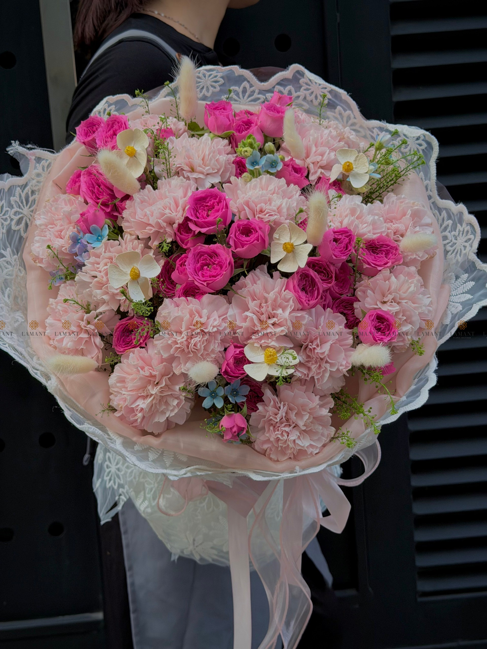 Bó hoa Hồng chùm Sophia mix Phăng và ngôi sao xanh A0556 - Hình ảnh 3