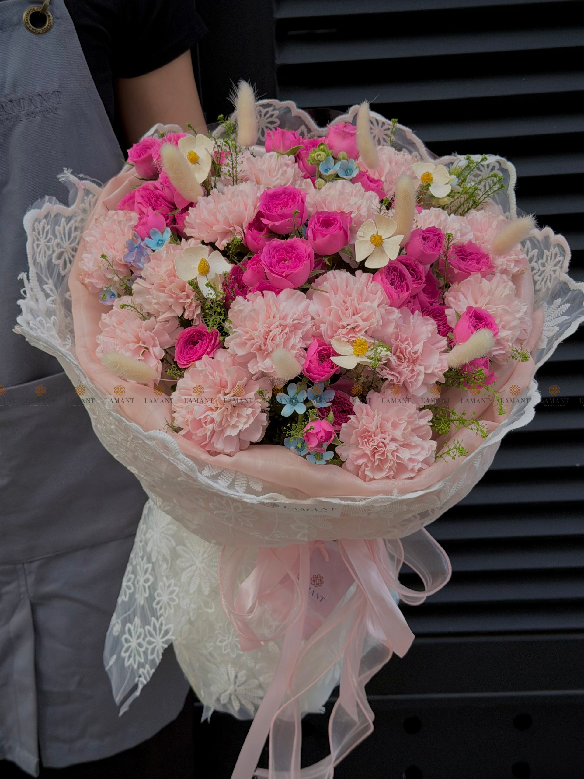 Bó hoa Hồng chùm Sophia mix Phăng và ngôi sao xanh A0556 - Hình ảnh 2