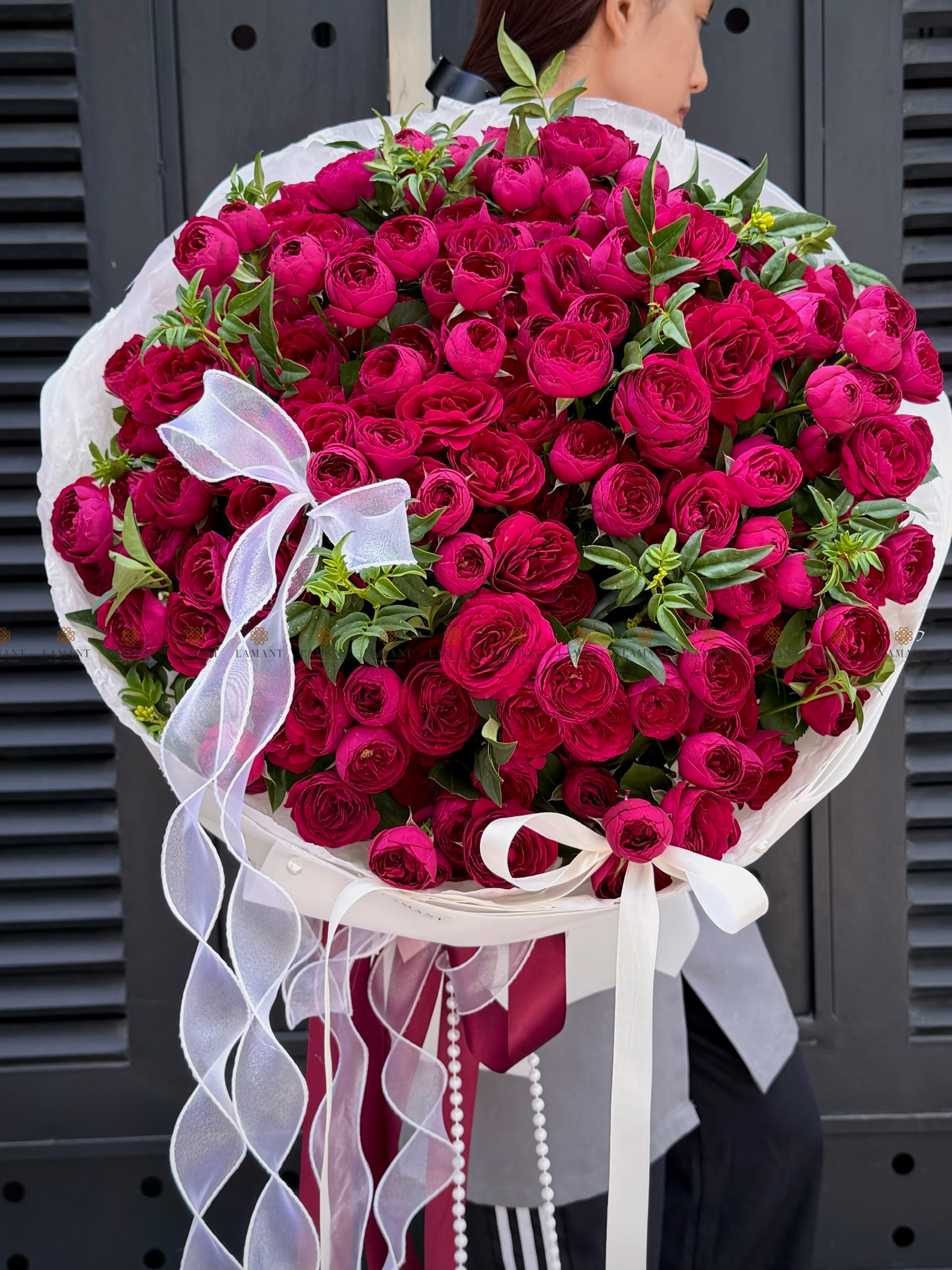 Bó hoa hồng chùm Redlace size lớn A0573